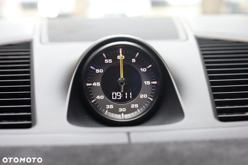 Porsche Cayenne Turbo GT - 18