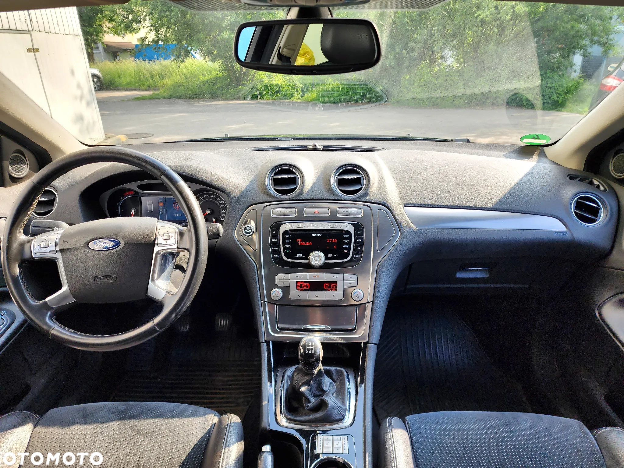Ford Mondeo 2.0 Titanium - 22