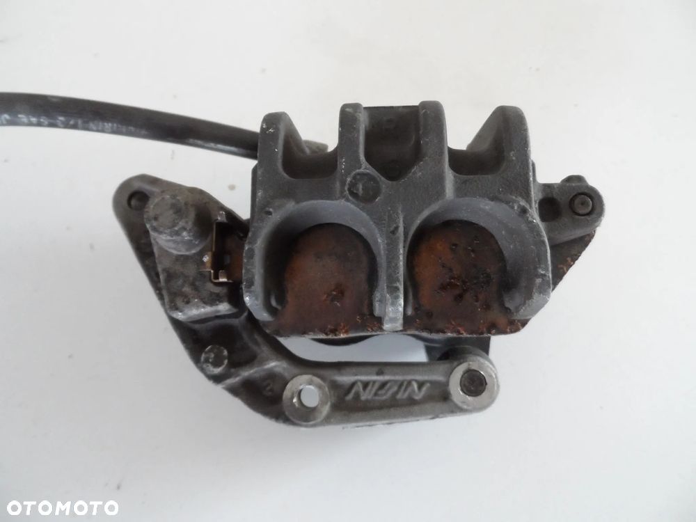 HONDA CBF 600 N zacisk hamulcowy przód P,L - 4