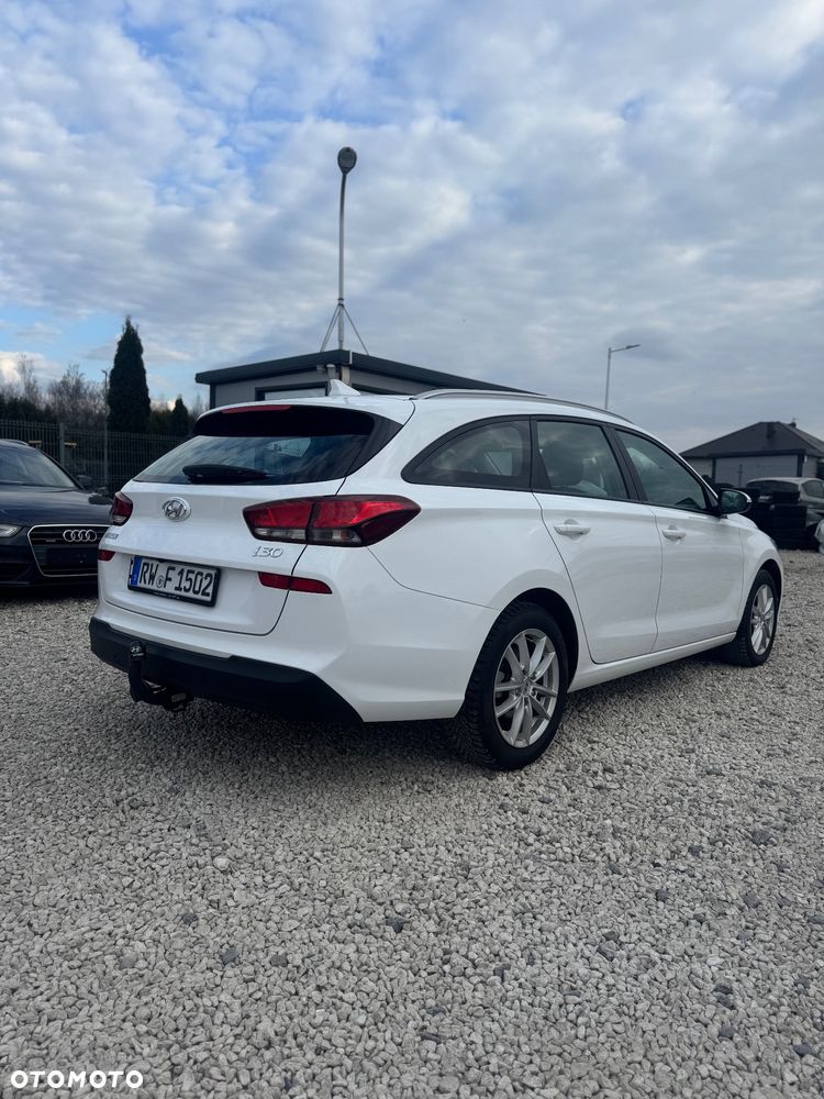 Hyundai i30 1.6 CRDI DCT Select - 10