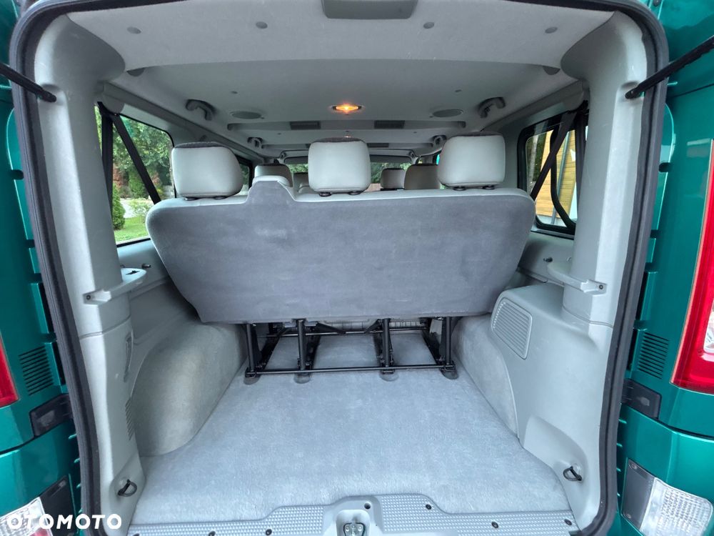 Renault Trafic L1H1 Passenger Lux - 25