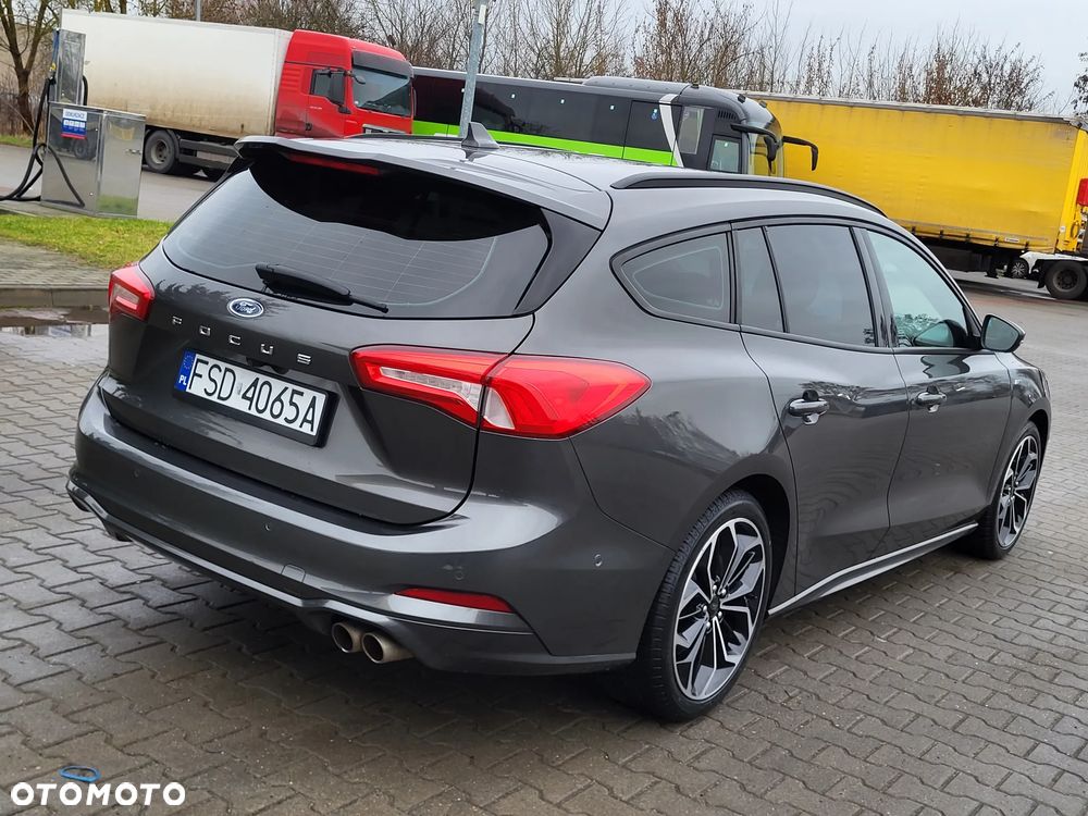 Ford Focus 1.5 EcoBoost STart-Stopp-System ST-LINE X - 8