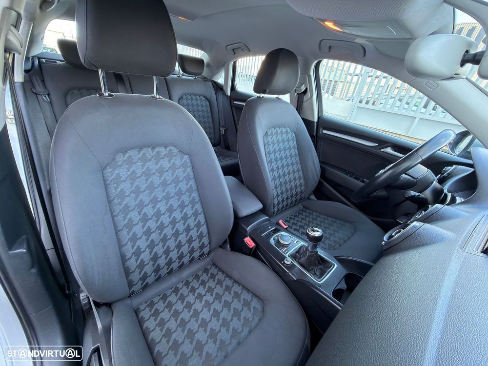 Audi A3 Limousine 1.6 TDI S-line - 9