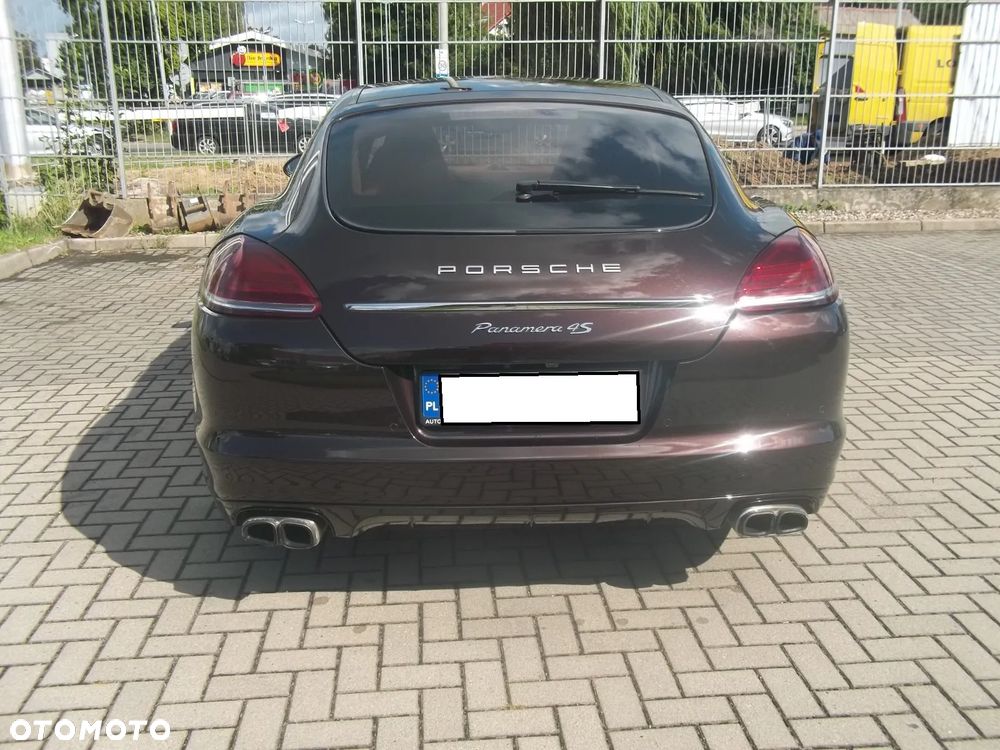 Porsche Panamera 2011 photo 4