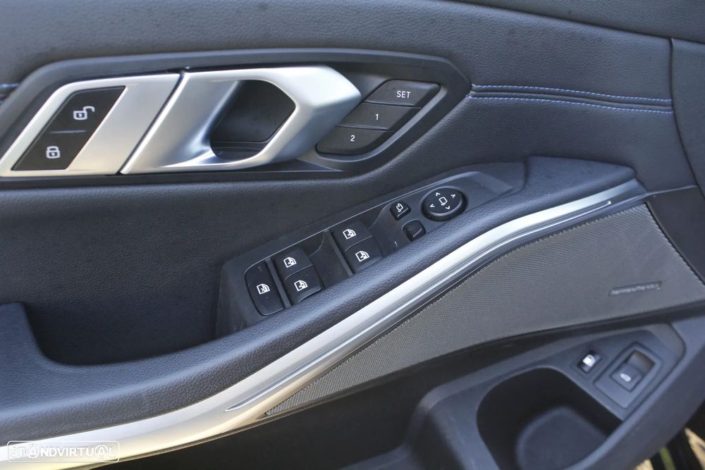 BMW 330 e Touring xDrive Aut. M Sport - 12