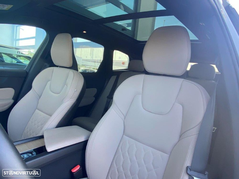 Volvo XC 60 2.0 T6 PHEV Plus Bright - 13
