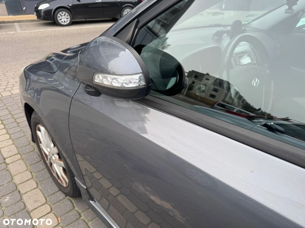 Hyundai i30 1.4 Comfort EU5 - 17