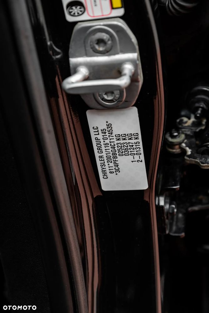 Fiat Freemont 3.6 V6 Lounge - 21