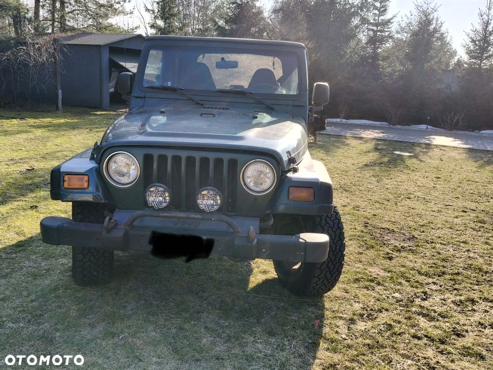 Jeep Wrangler - 2