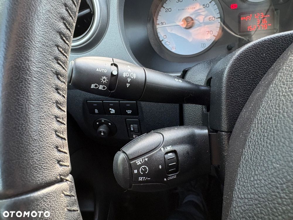 Citroën Berlingo Multispace BlueHDi 120 S&S SHINE - 18