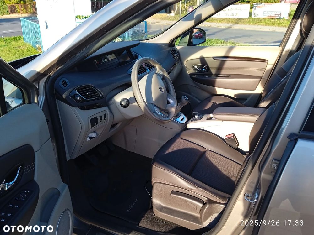 Renault Scenic 1.6 dCi Energy Privilege S&S - 6