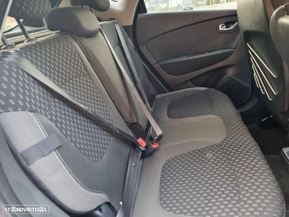 Renault Captur 0.9 TCE Exclusive - 24