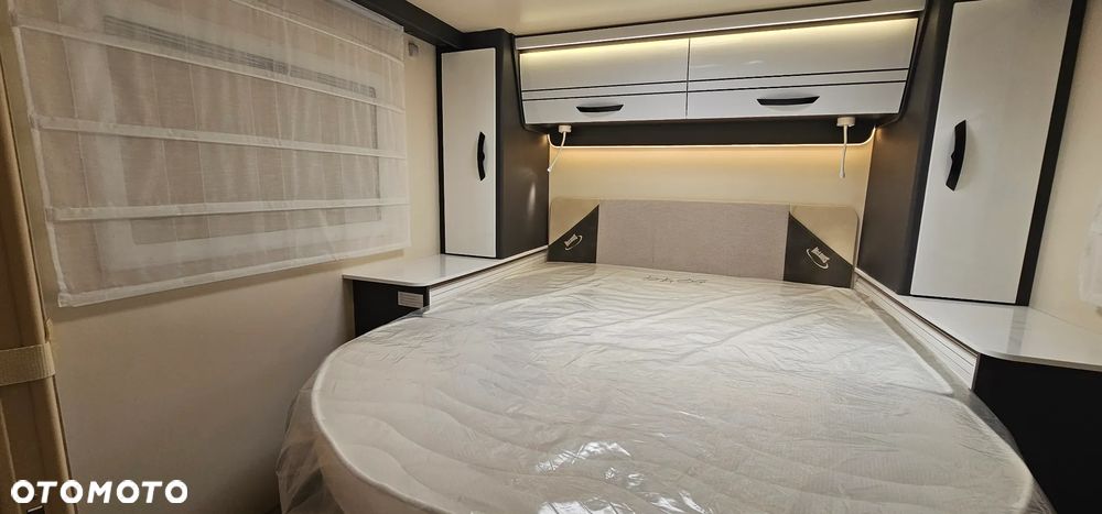 McLOUIS MC4 379 Silver - 16