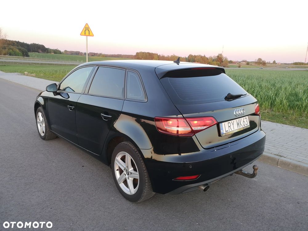 Audi A3 Sportback 1.6 TDI S tronic sport - 3
