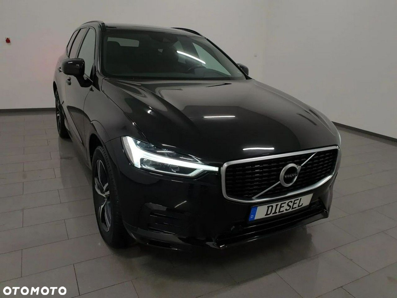 Volvo XC 60 D4 R-Design - 36