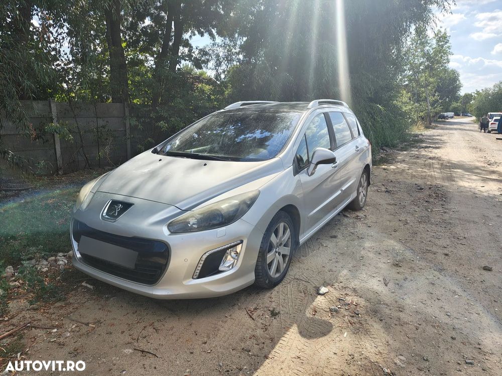 Peugeot 308 1.6HDi Premium - 1