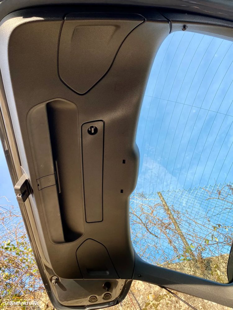 Audi Q3 2.0 TDI S-line - 35