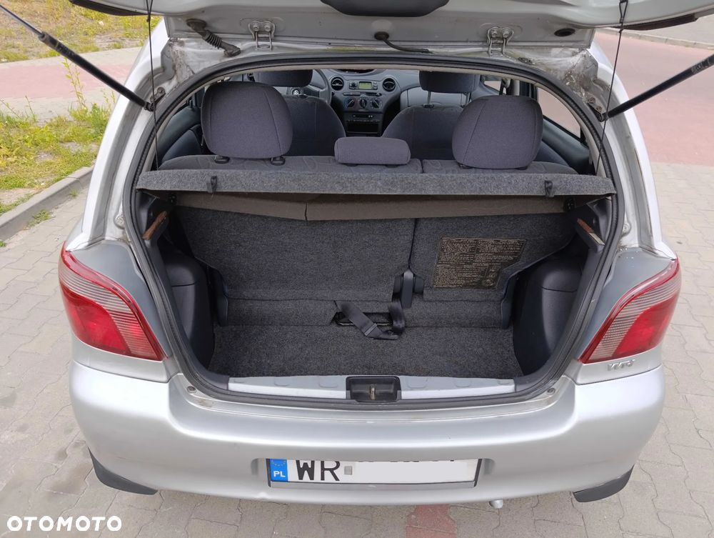 Toyota Yaris 1.3 Luna - 8