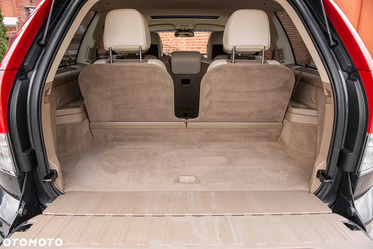 Volvo XC 90 D5 AWD Executive - 25
