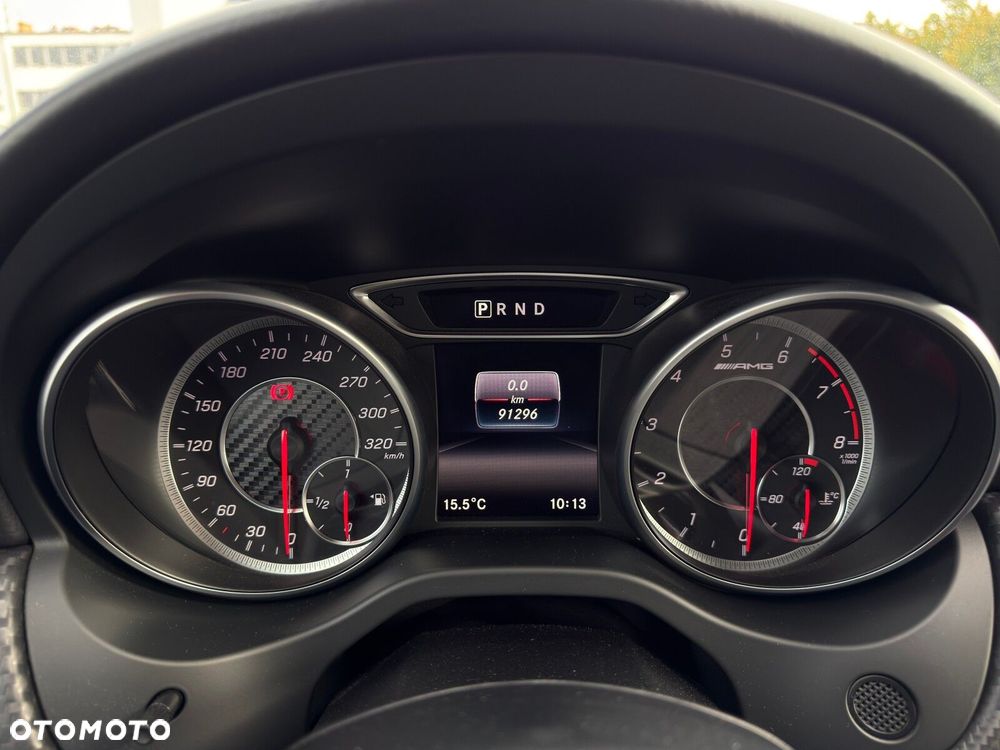 Mercedes-Benz Klasa A AMG 45 4-Matic - 32