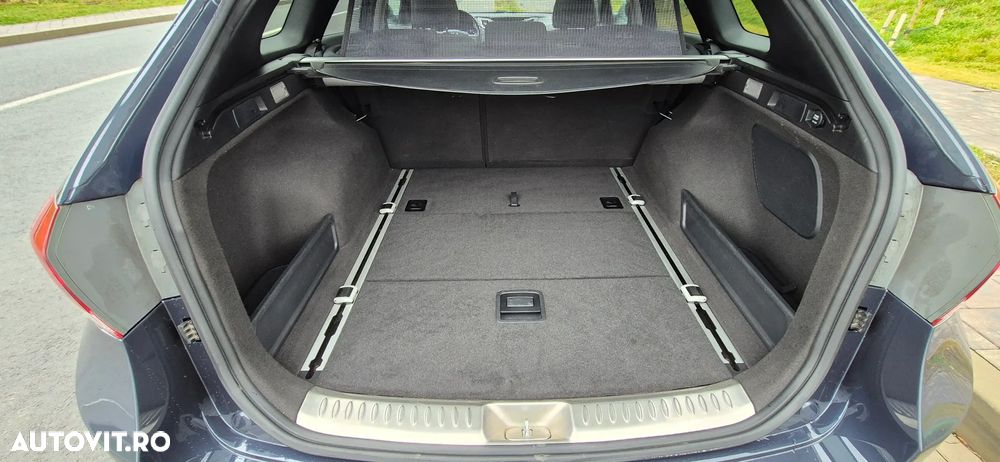 Hyundai i40 1.7 CRDI CW 7DCT ISG Supreme Pack+ - 17