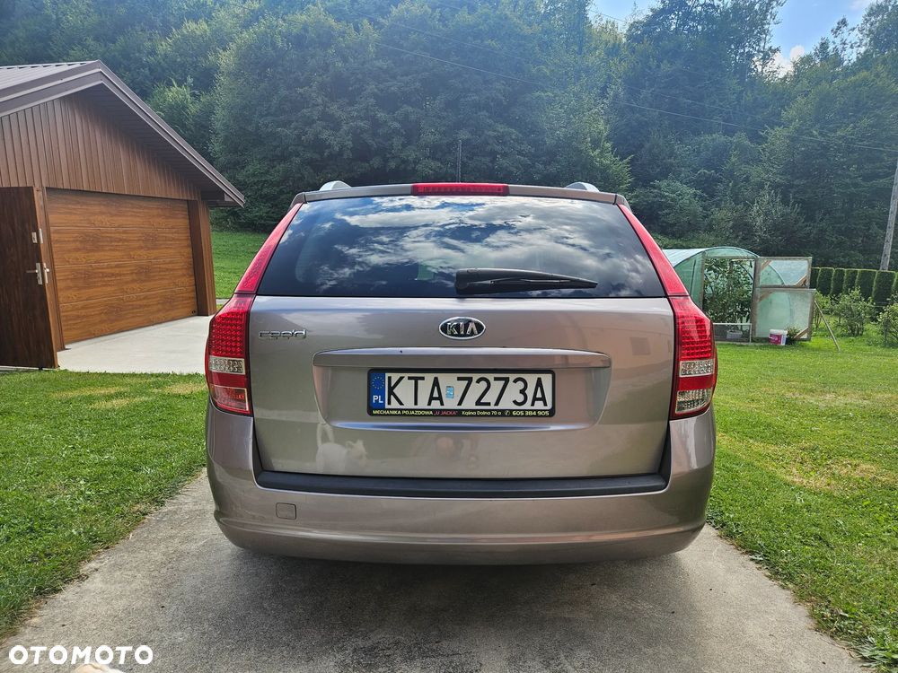 Kia Ceed 1.6 Comfort - 4