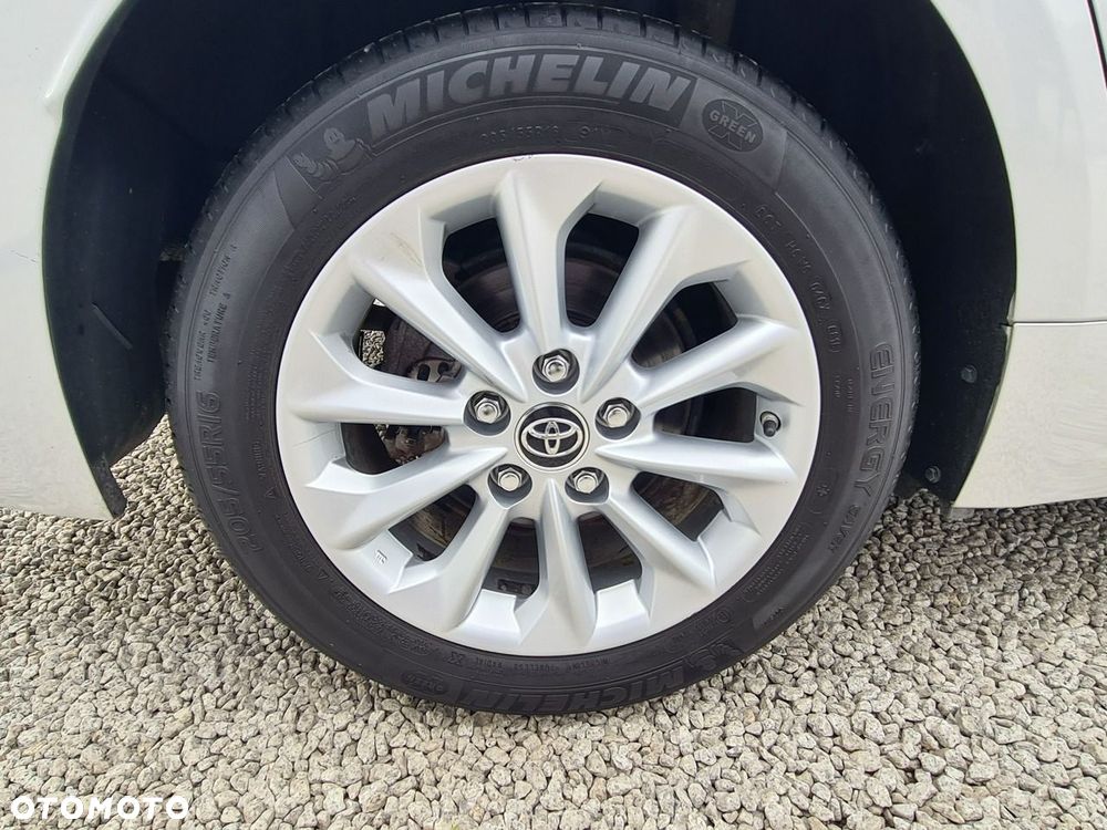 Toyota Corolla 1.8 Hybrid Comfort - 35