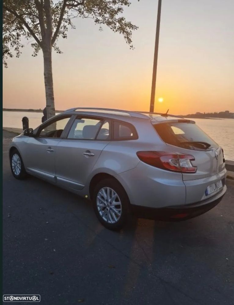 Renault Mégane Sport Tourer 1.5 dCi Dynamique - 2