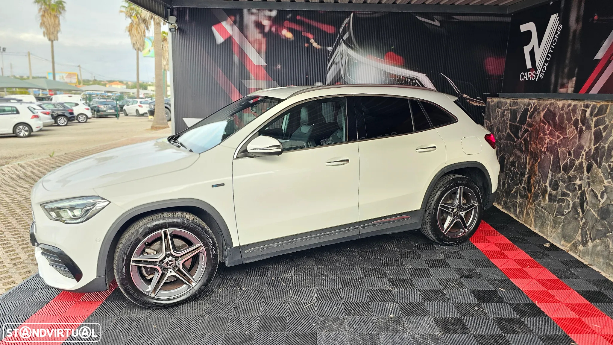 Mercedes-Benz GLA 250 e AMG Line - 7