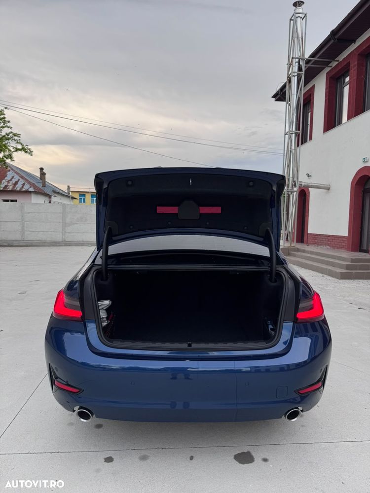 BMW Seria 3 320d xDrive AT - 5