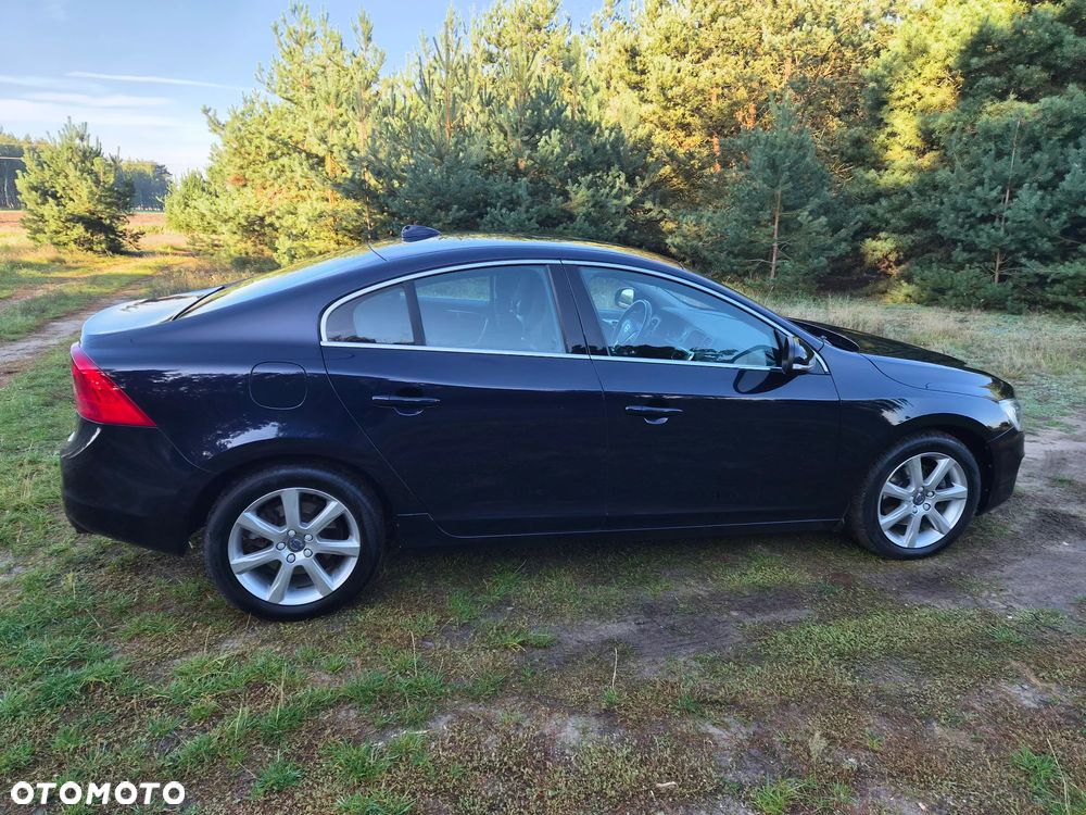 Volvo S60 T3 Drive-E Momentum - 5