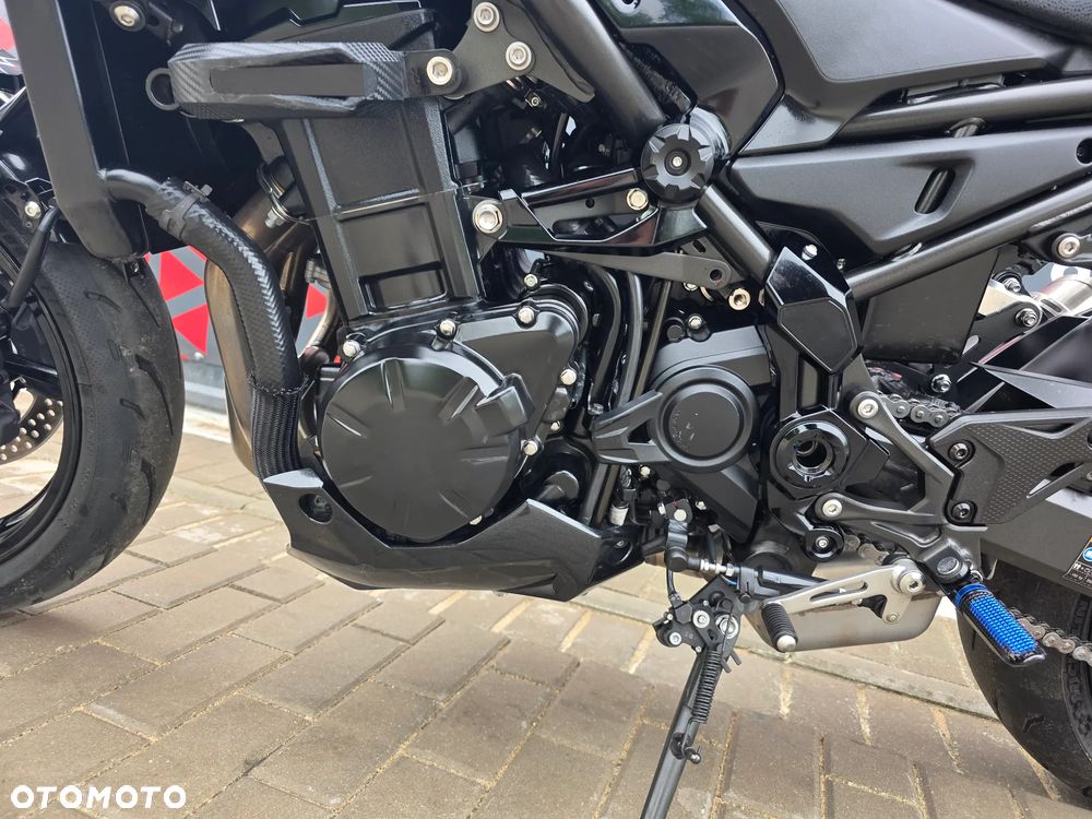 Kawasaki Z 900 - 12