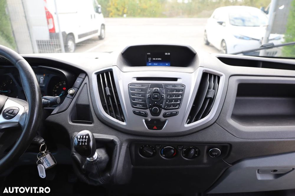 Ford Transit - 13