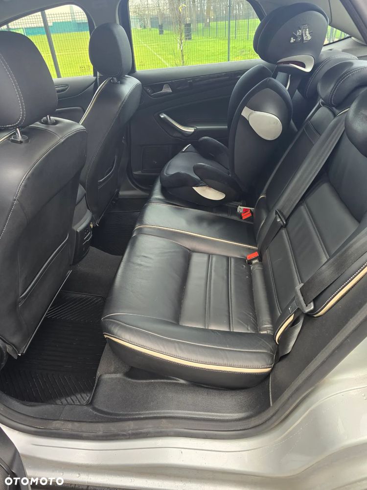 Ford Mondeo 2.2 TDCi Titanium - 11