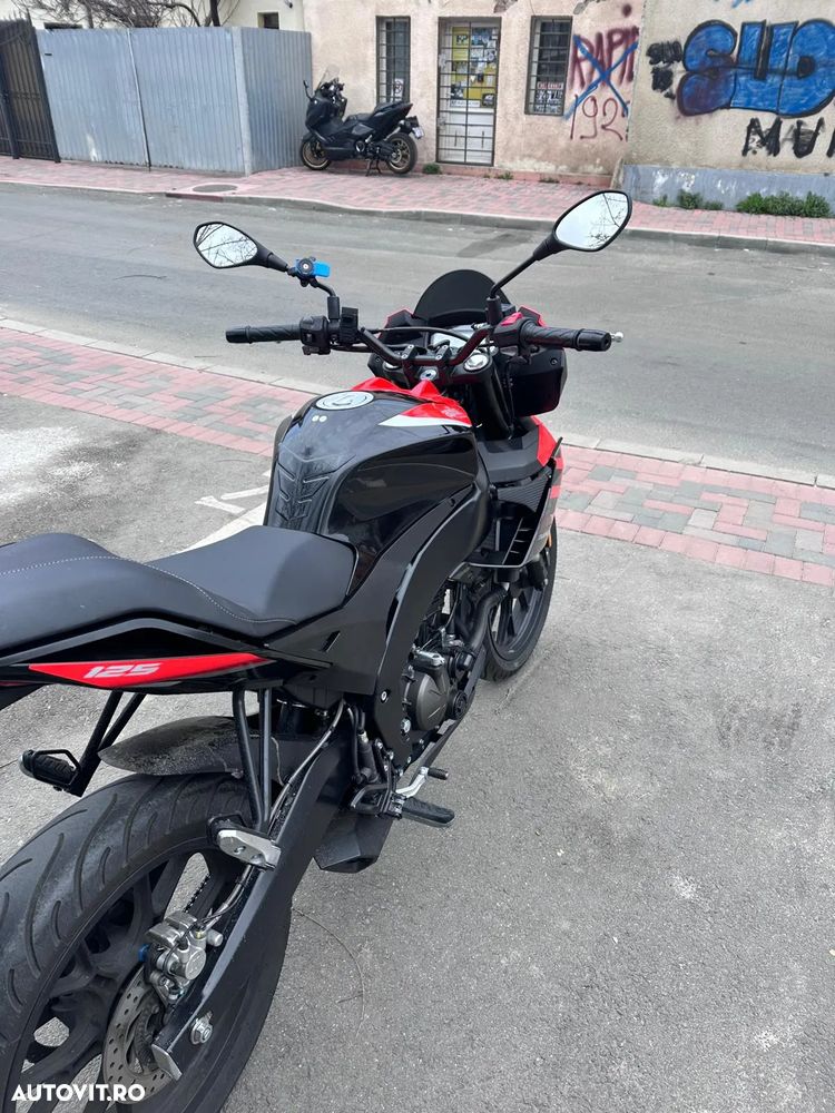 Aprilia Tuono - 4