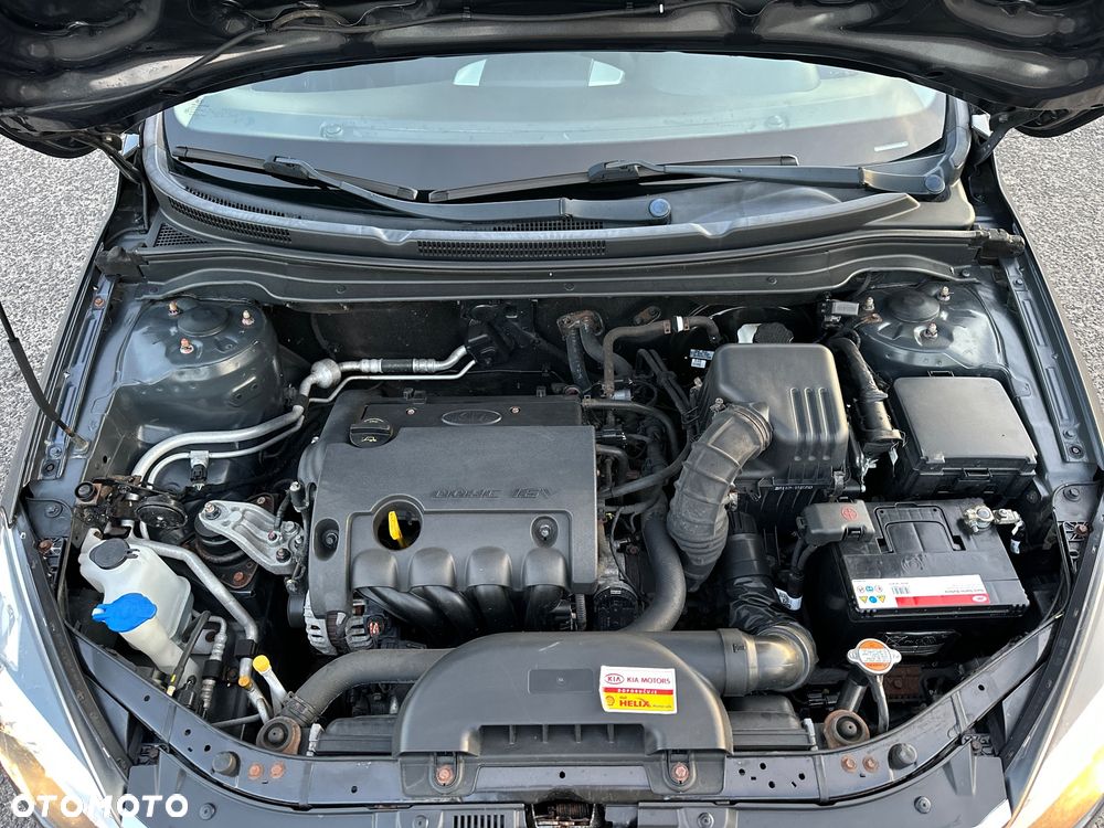 Kia Ceed 1.4 L Euro2012 - 12