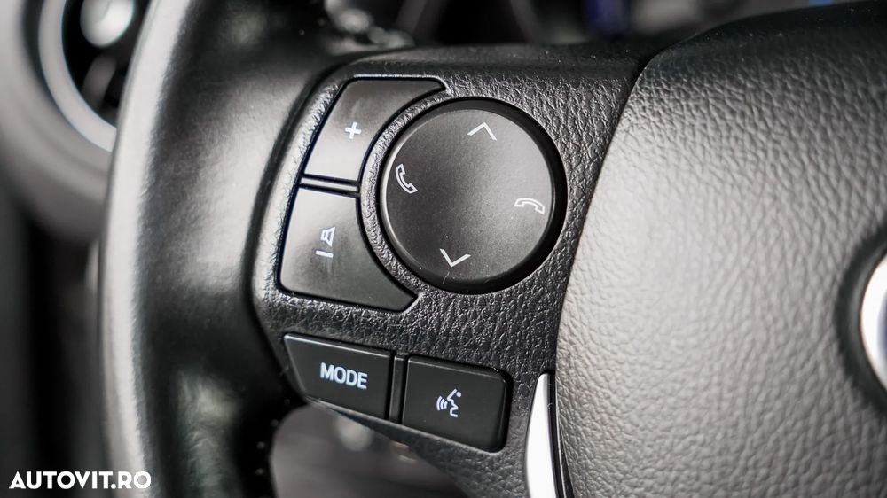 Toyota Auris 1.8 VVT-i Hybrid Automatik Touring Sports Life - 21