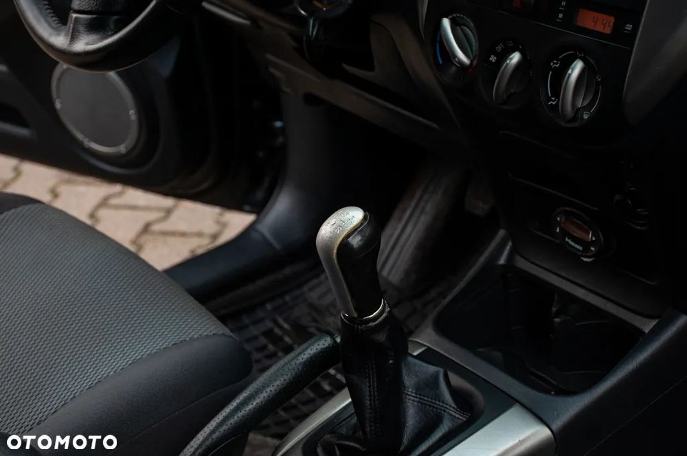 Toyota RAV4 2.0 VVT-i Luna - 16