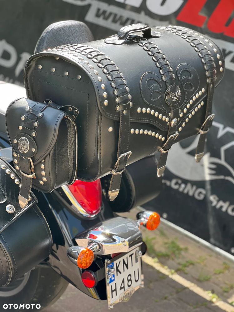 Suzuki Boulevard - 19