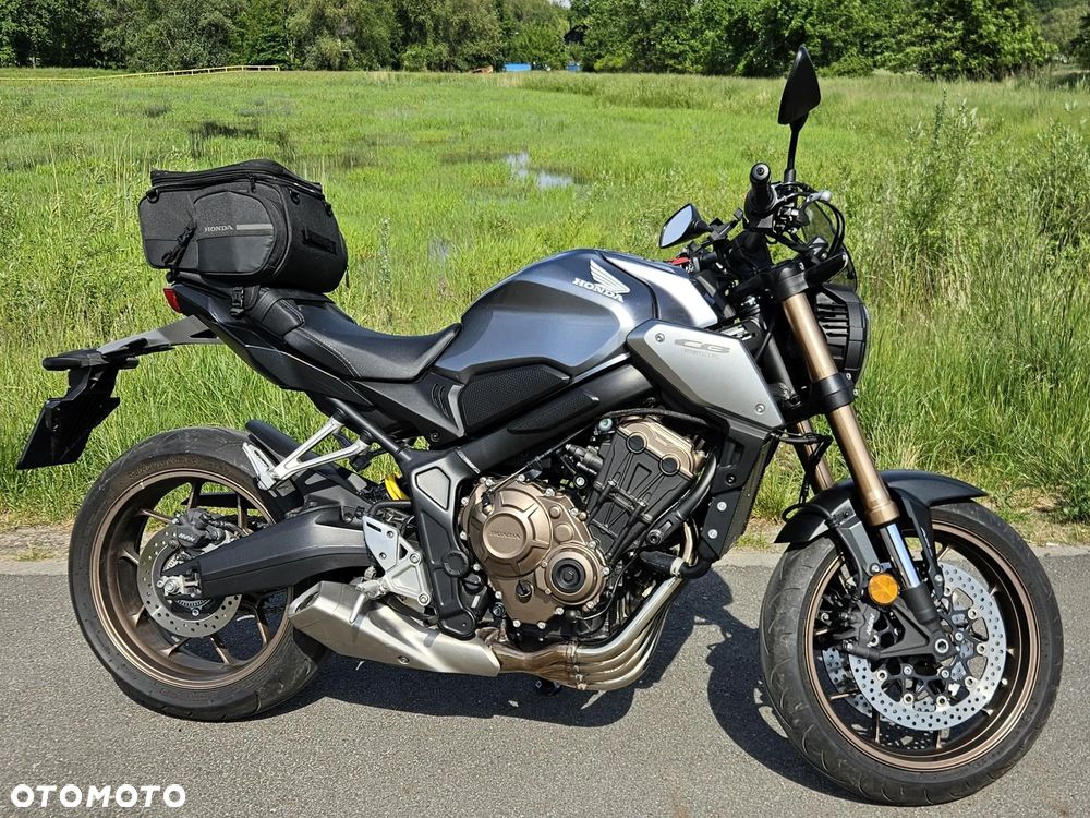Honda CB - 2