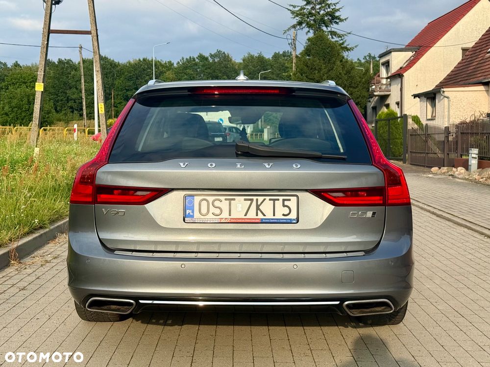 Volvo V90 D5 AWD Geartronic Momentum - 11