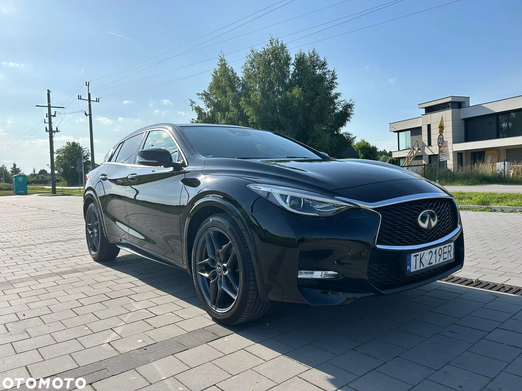 Infiniti Q30 - 26