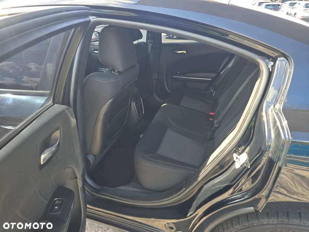 Dodge Charger 3.6 GT - 12