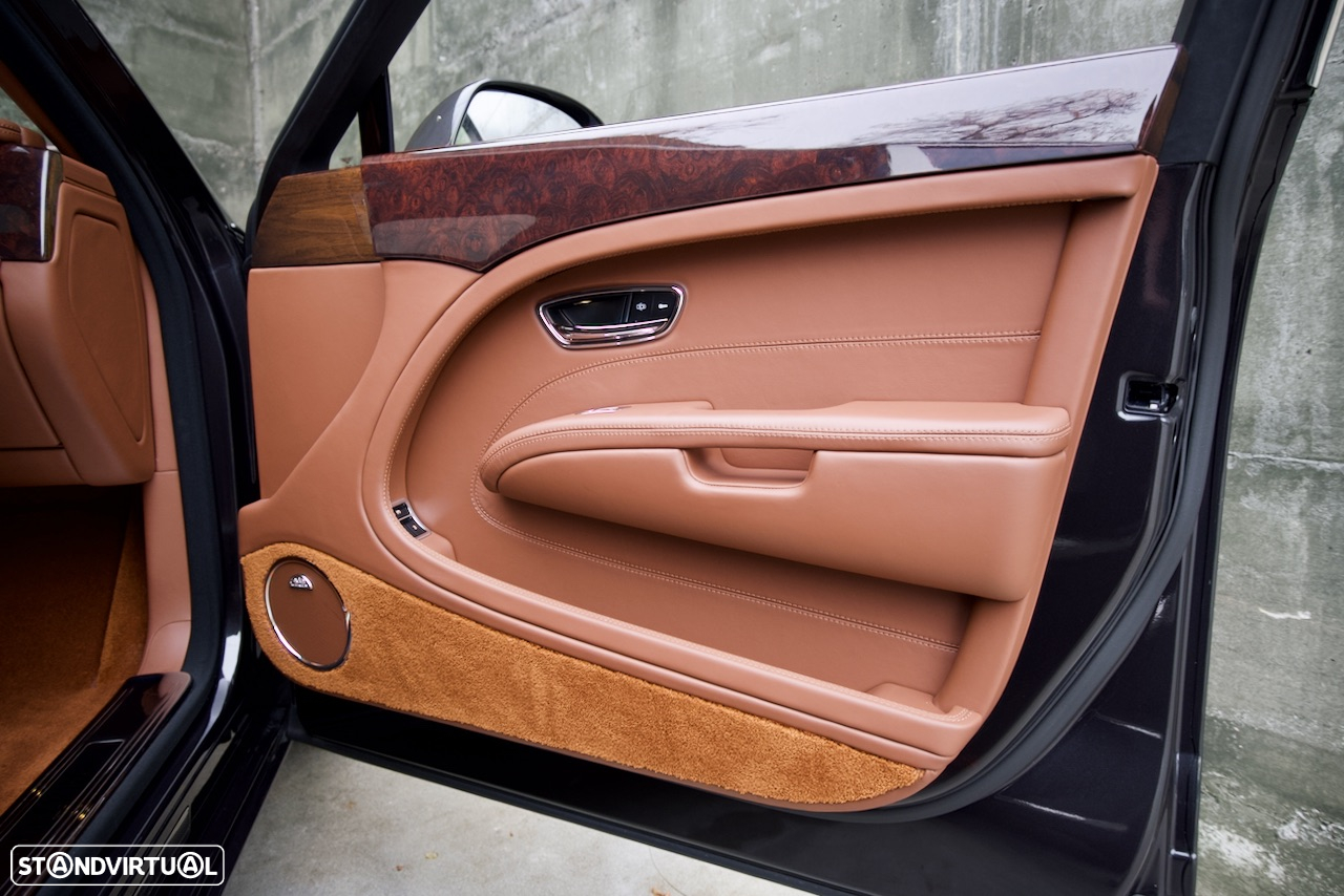 Bentley Mulsanne Extended Wheel Base - 23