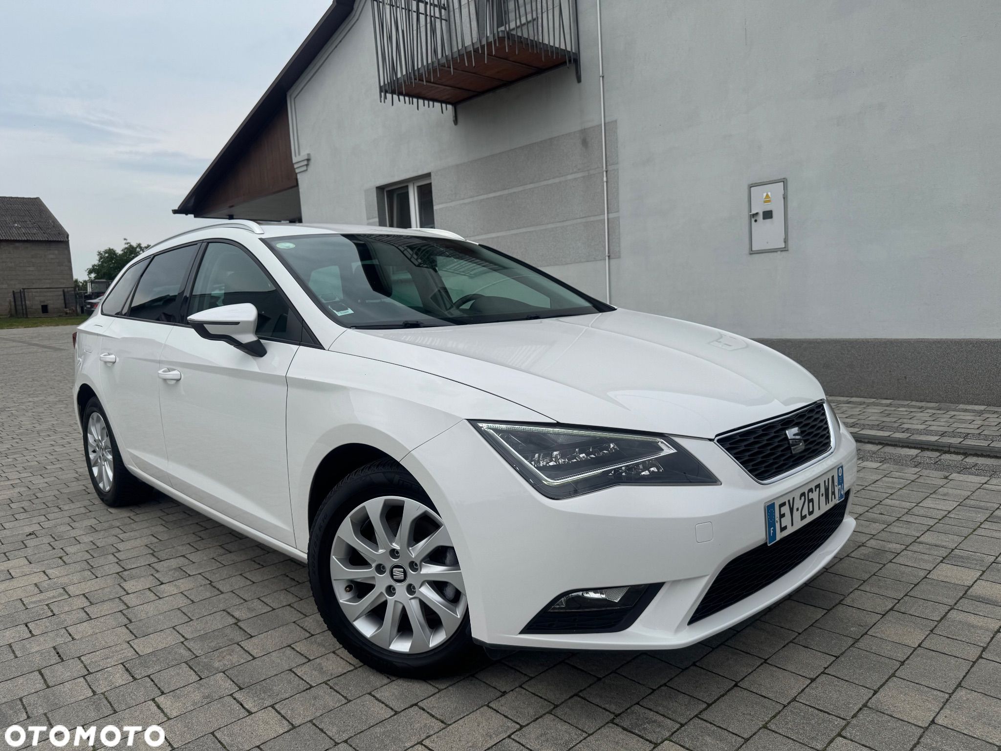 Seat Leon ST 1.6 TDI CONNECT - 1