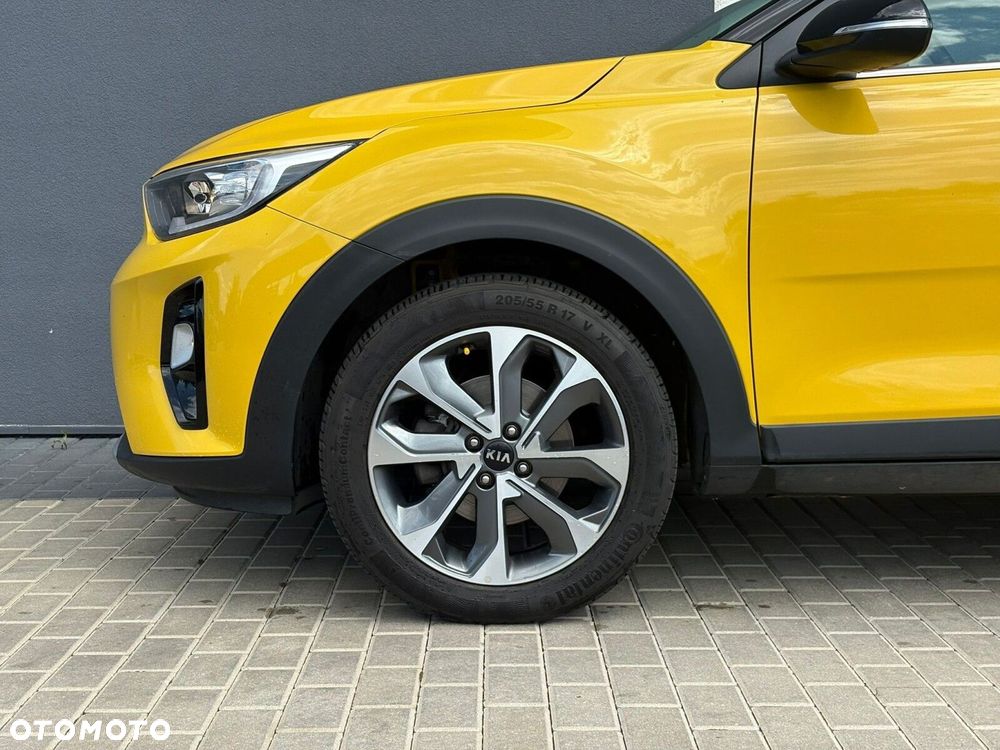Kia Stonic 1.4 L - 16