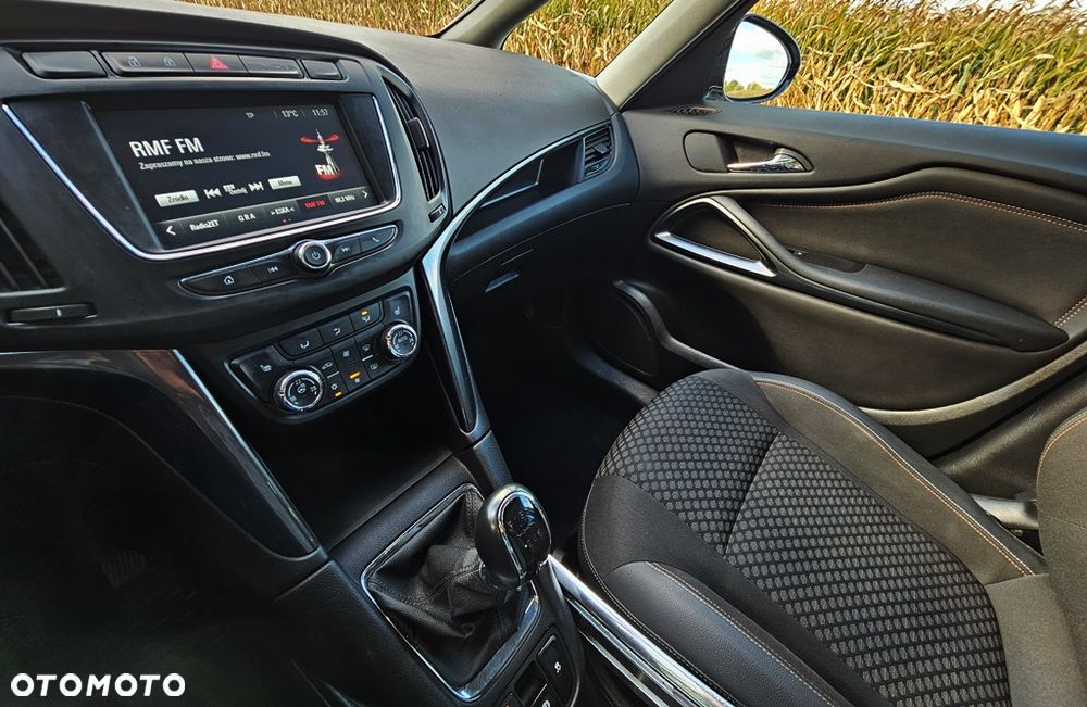Opel Zafira Tourer 1.4 Turbo Business Edition - 22