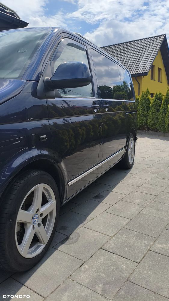 Volkswagen Multivan 2012 photo 4