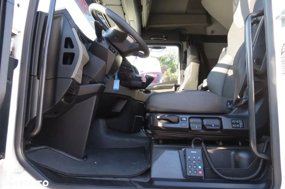 MAN TGX TG3 18.480 GX ACC NAVI ACC RETARDER MODEL 2024 GWARANCJA FABRYCZNA DO 12/2027 LUB 450 TYS. KM!!! - 9