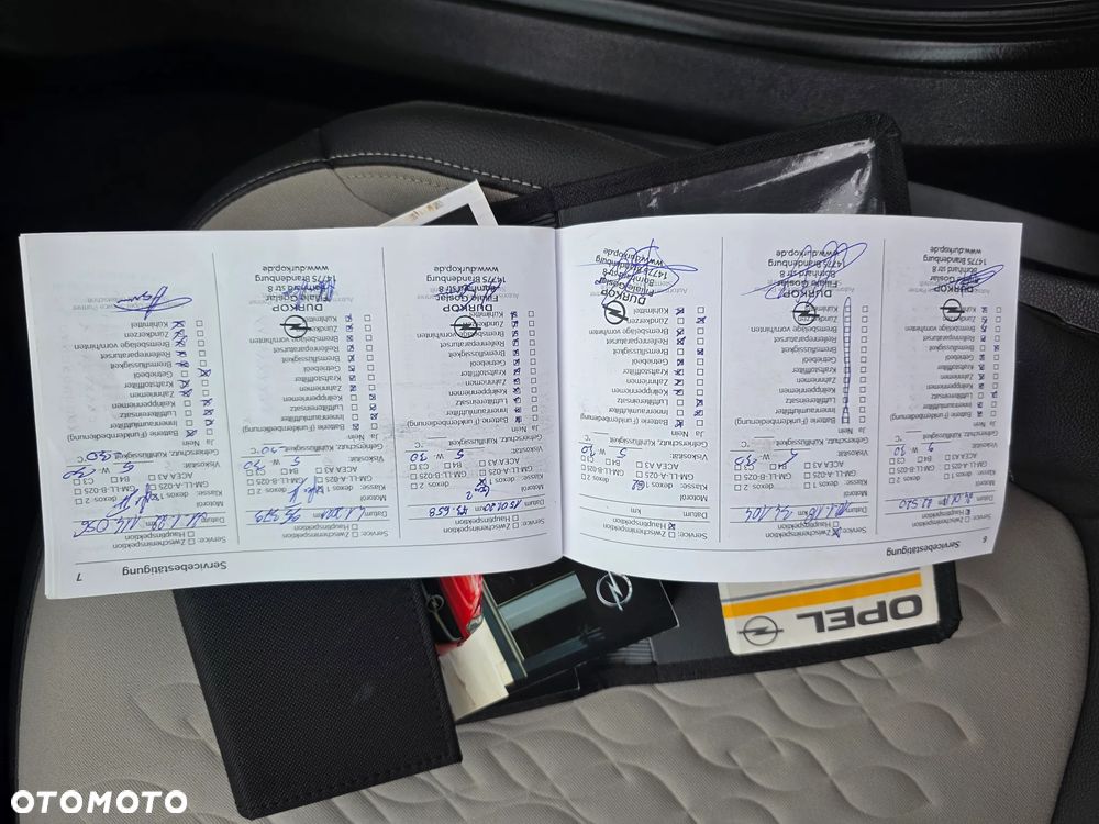 Opel Corsa 1.4 Turbo Start/Stop Active - 32